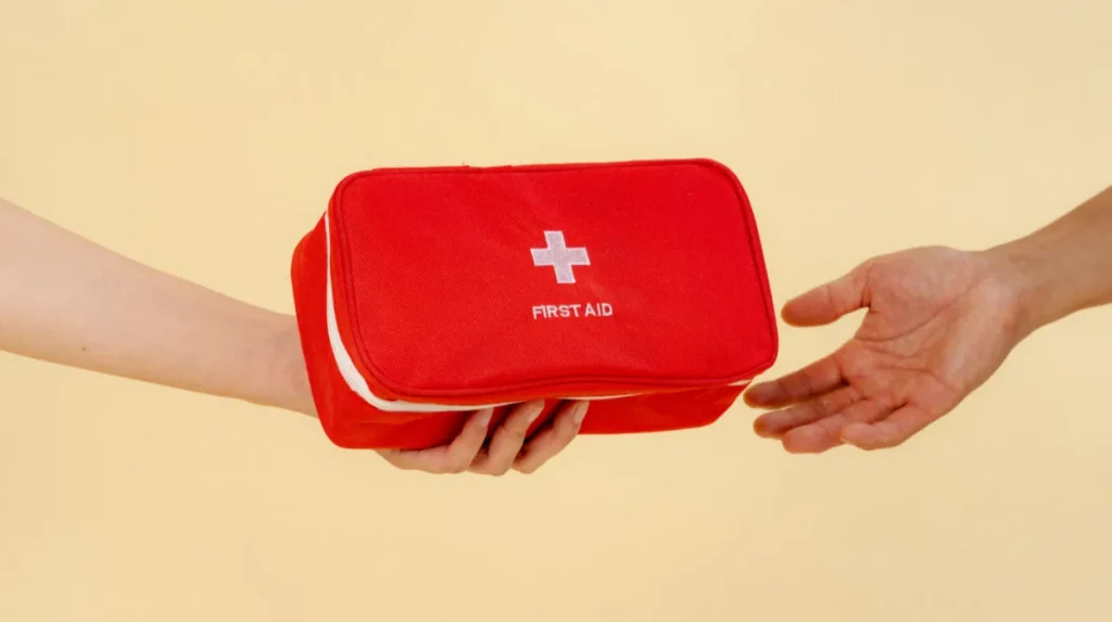 What is call answering service for emergency restoration Guide in 2025